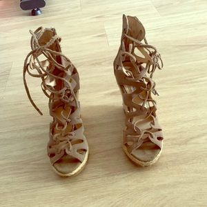 steve madden wedges- size 7